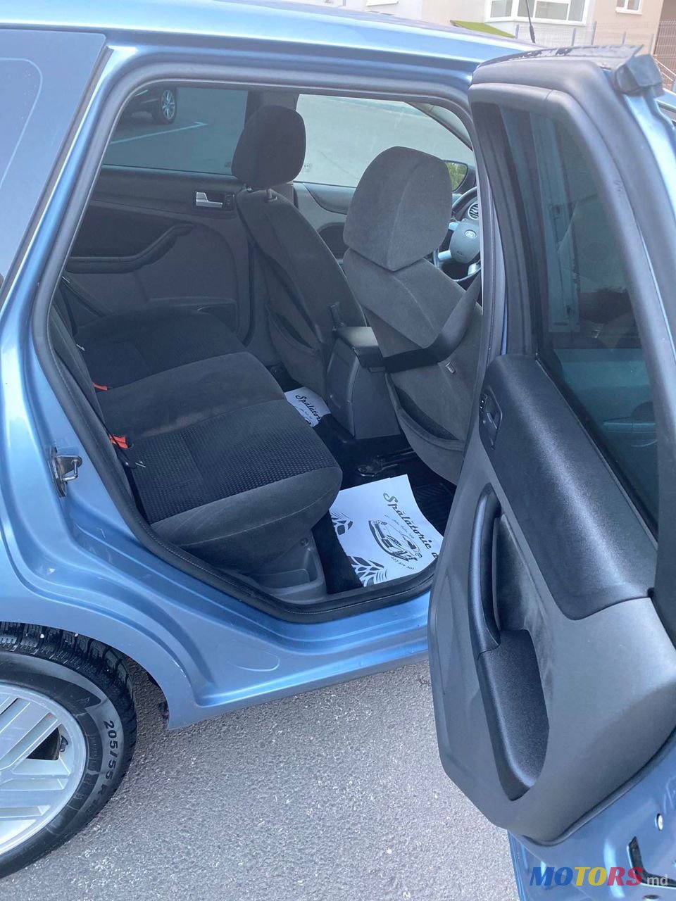 2007' Ford Focus photo #3