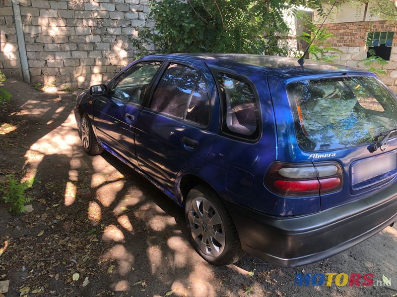 1998' Nissan Almera photo #2