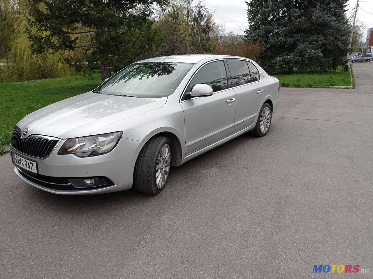 2014' Skoda Superb photo #2