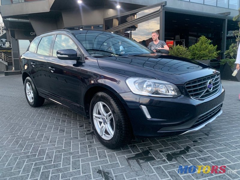 2017' Volvo XC60 photo #2