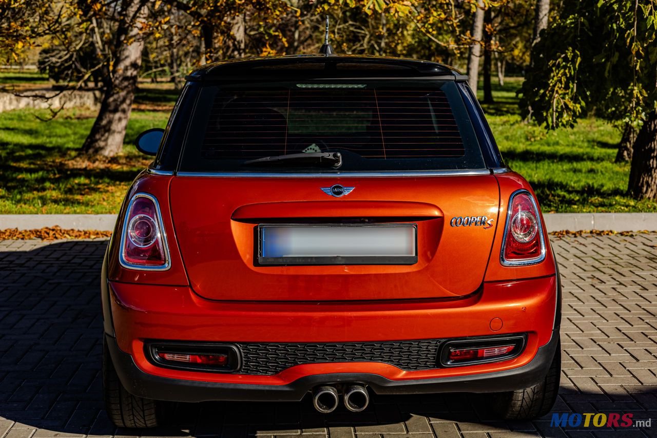 2013' MINI Cooper S photo #4