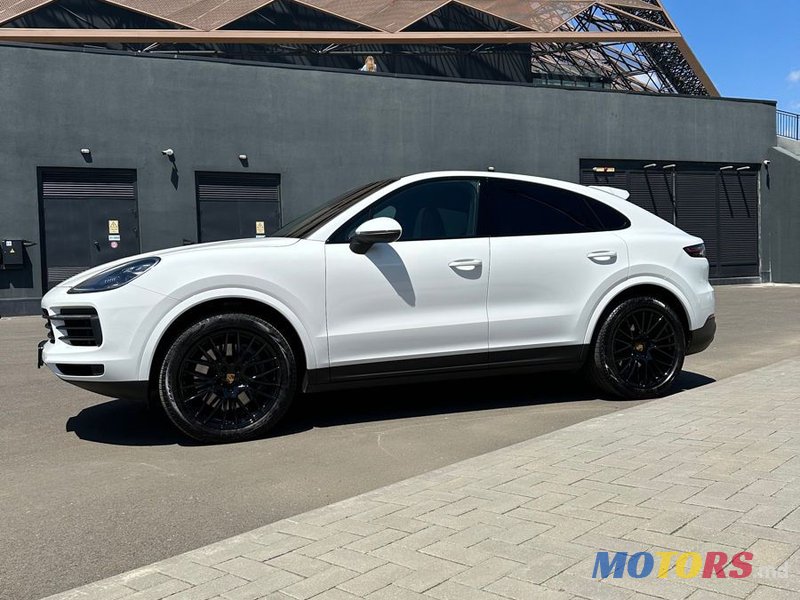 2021' Porsche Cayenne Coupe photo #1