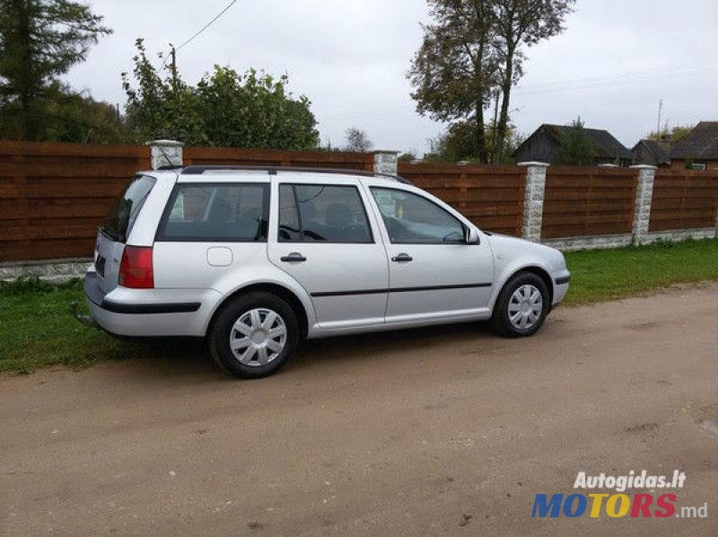 2000' Volkswagen Golf photo #2