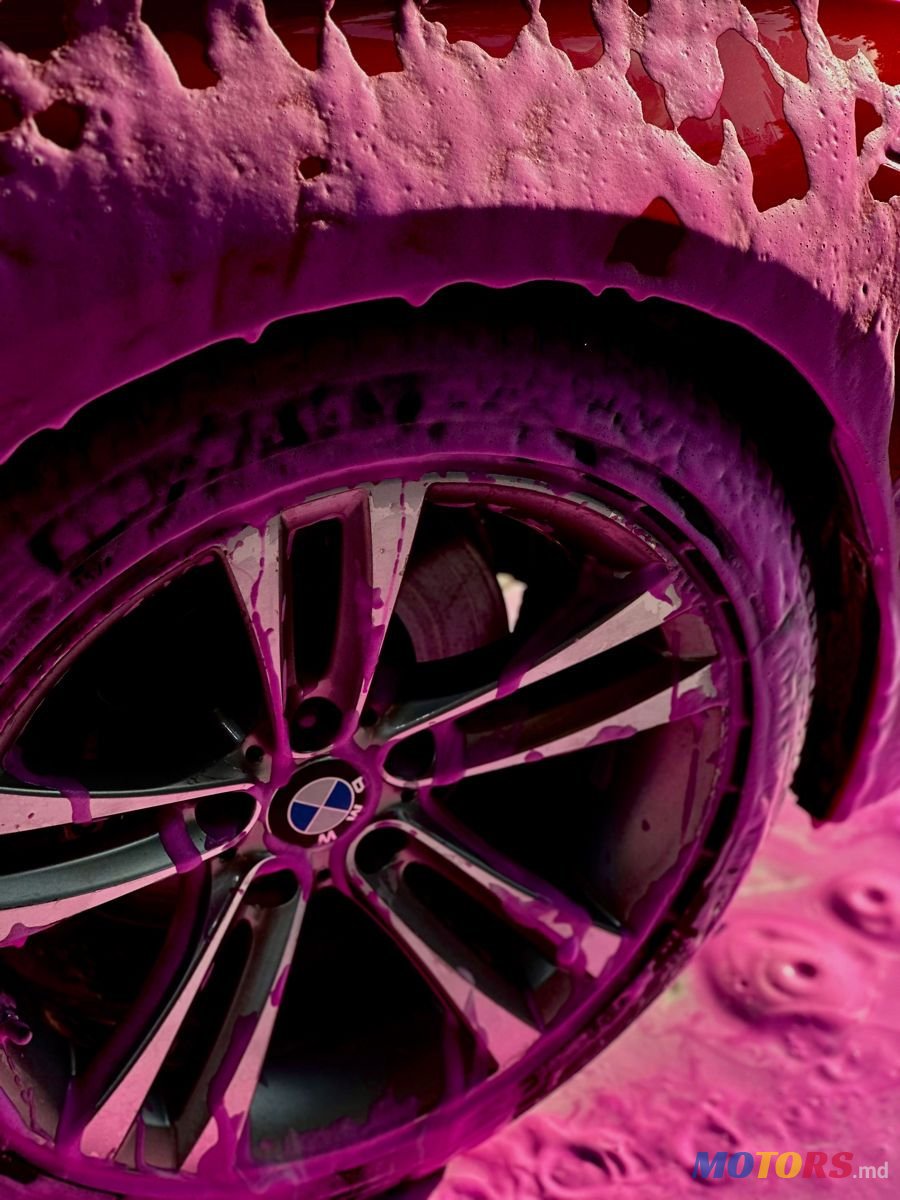 2017' BMW 3 Series photo #5