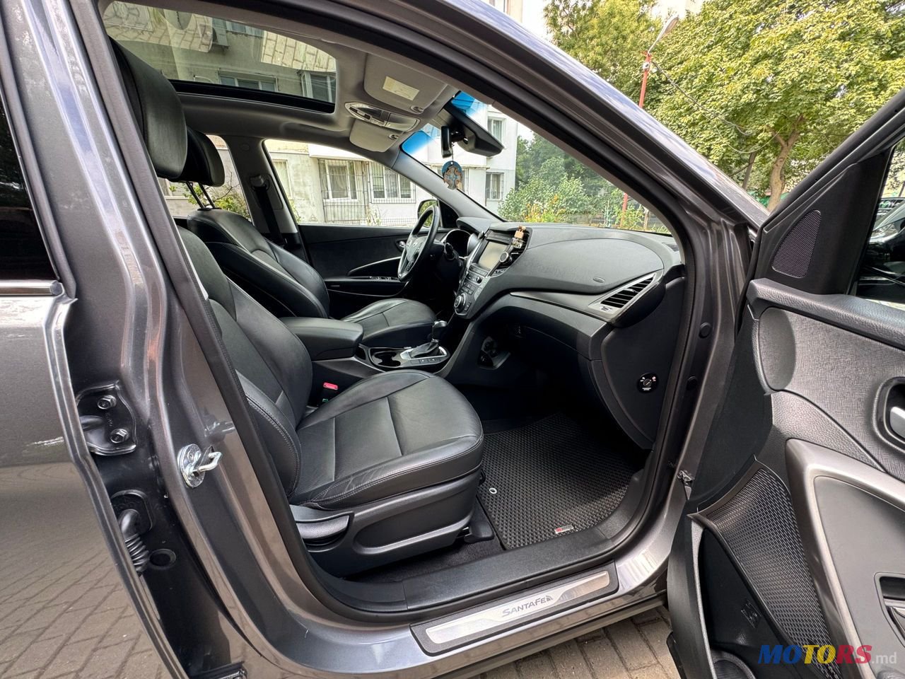 2016' Hyundai Santa Fe photo #6