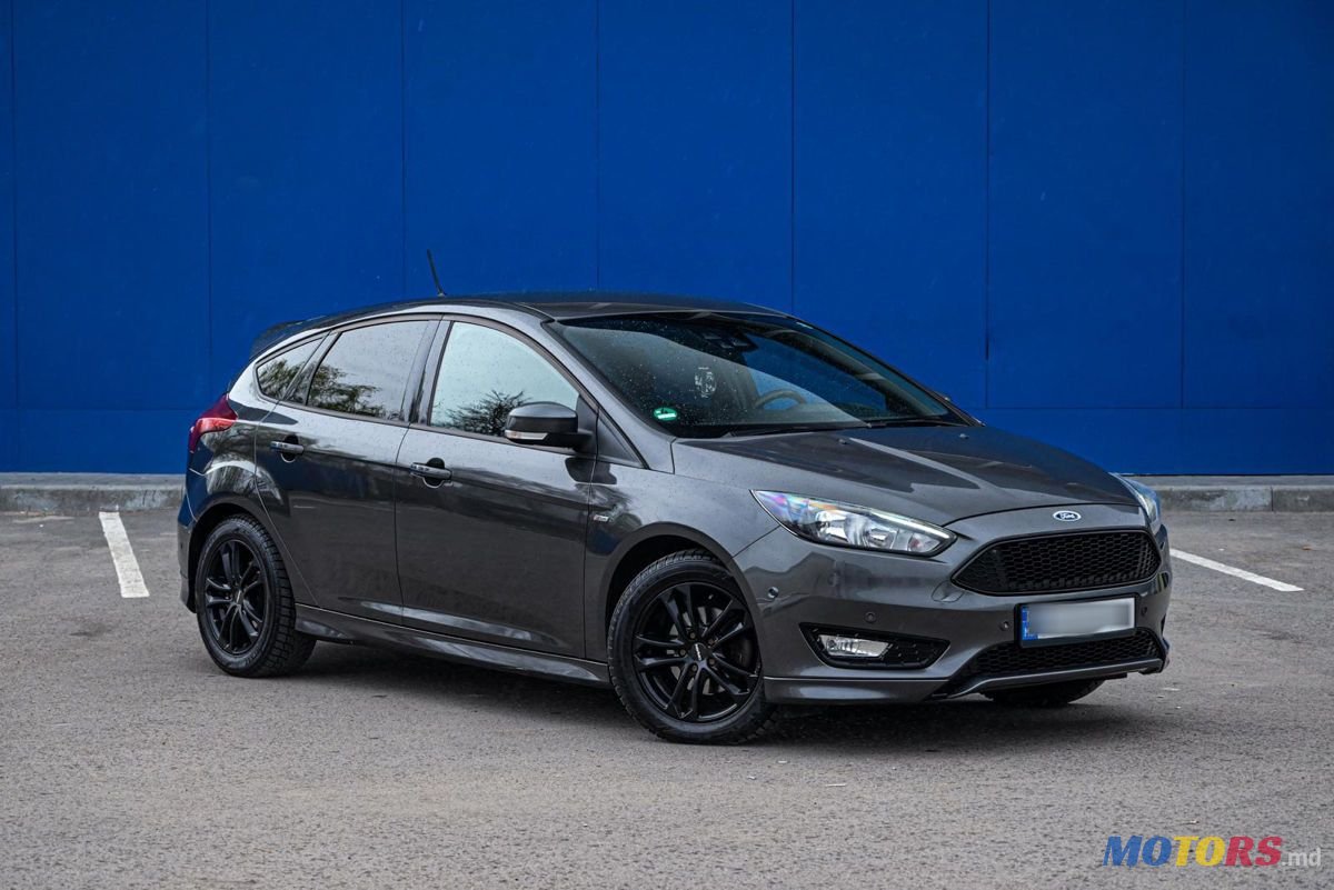 2017' Ford Focus ST photo #3