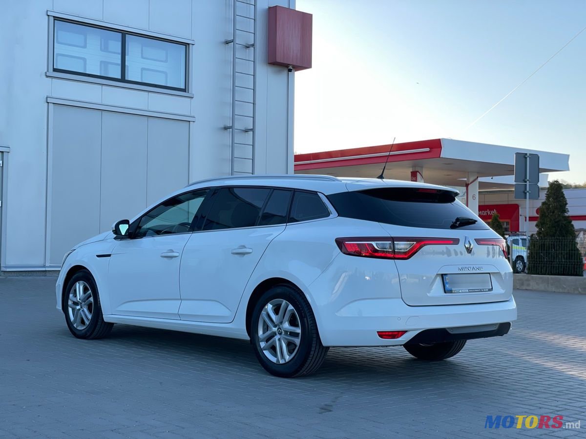 2017' Renault Megane photo #3