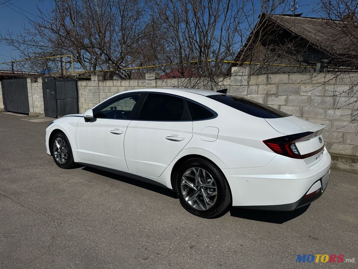 2020' Hyundai Sonata photo #1
