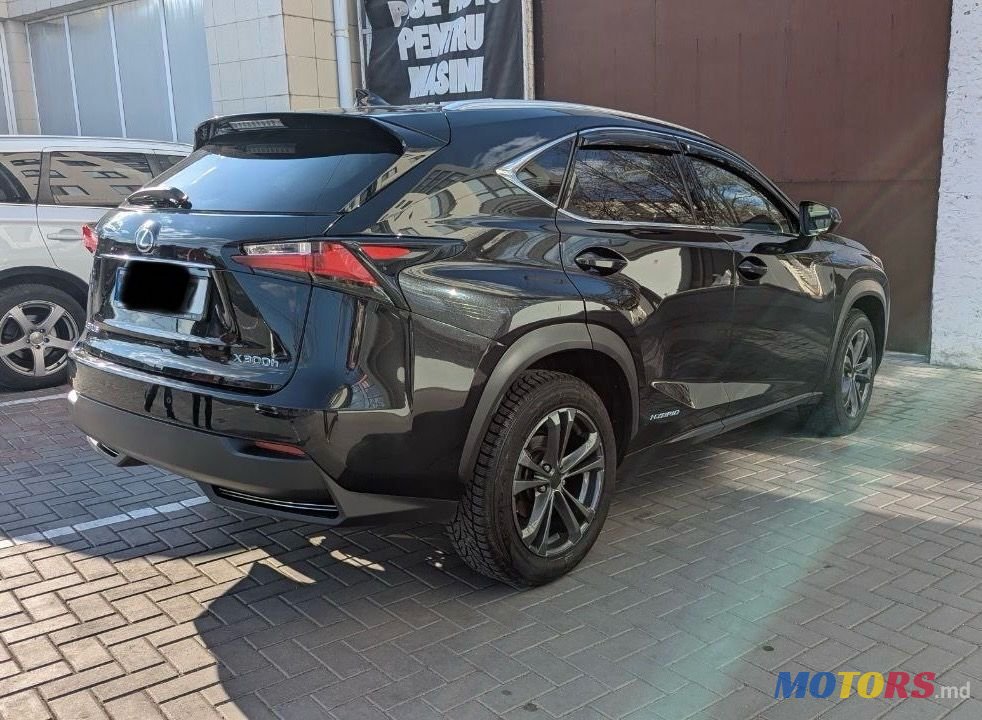2017' Lexus Nx Series photo #2