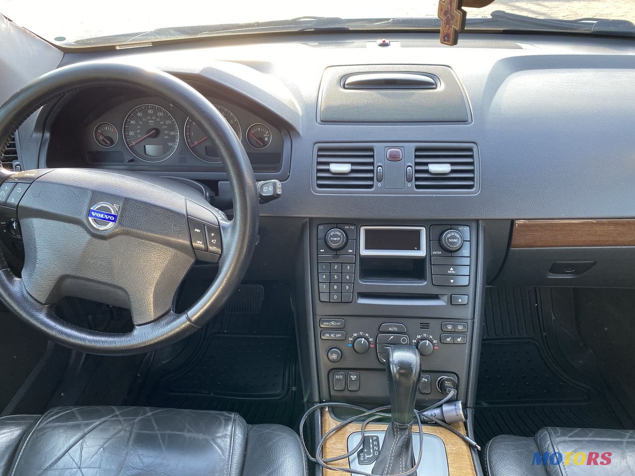 2005' Volvo XC90 photo #6