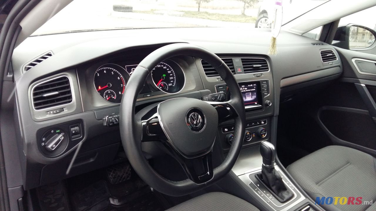 2015' Volkswagen Golf VII photo #5