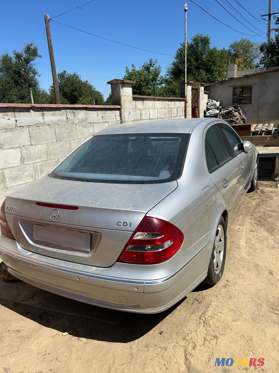 2003' Mercedes-Benz E-Class photo #4