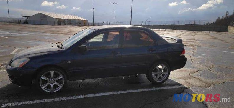 2004' Mitsubishi Lancer photo #1