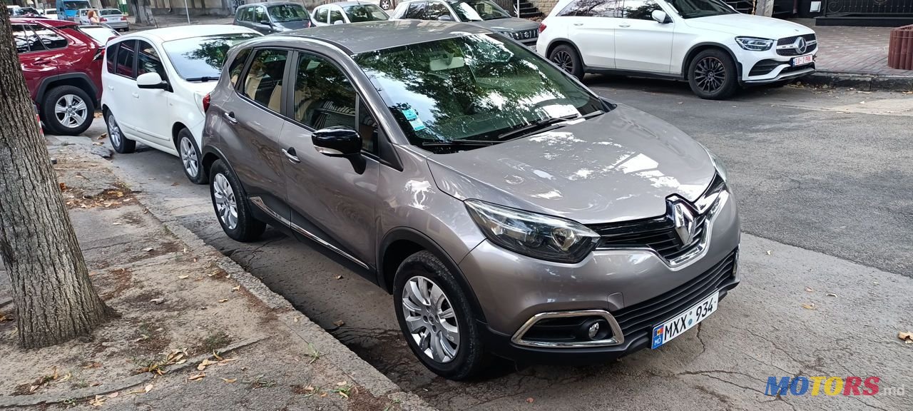2015' Renault Captur photo #2