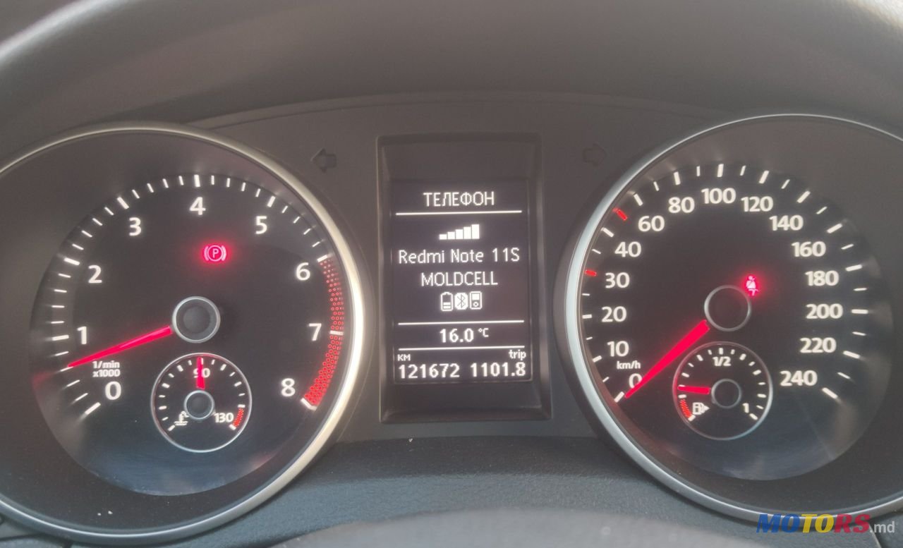 2012' Volkswagen Golf photo #5