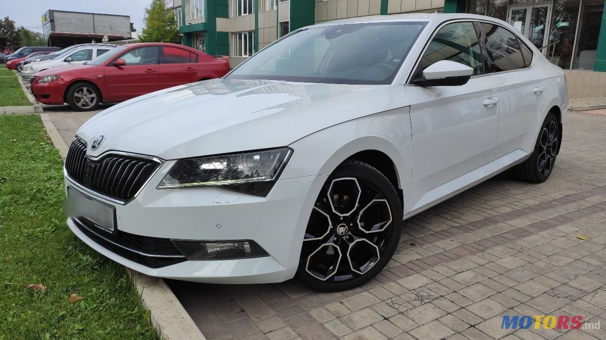 2016' Skoda Superb photo #1