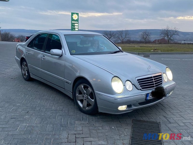 2001' Mercedes-Benz E Класс photo #6