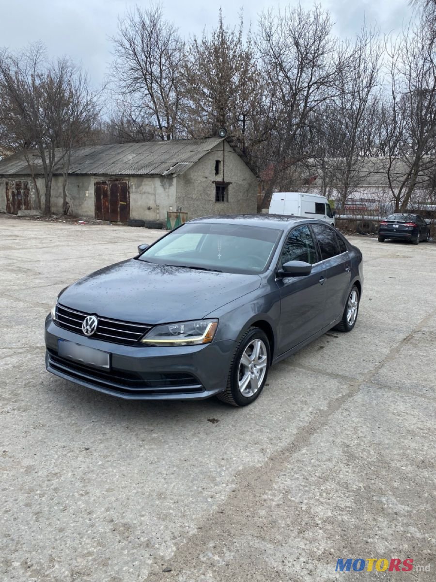 2017' Volkswagen Jetta photo #2