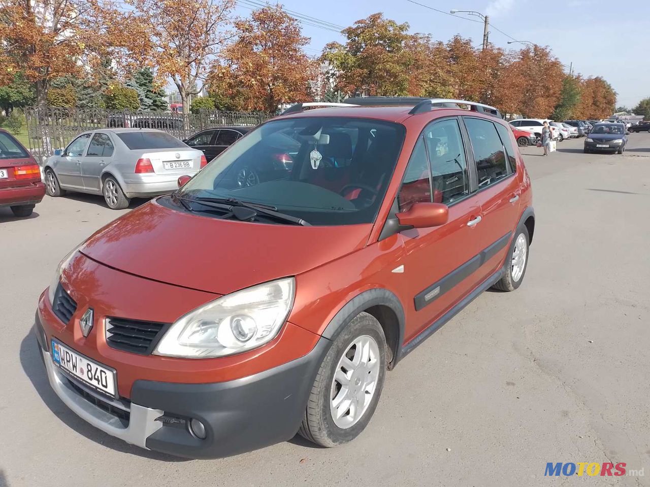 2008' Renault Scenic photo #1