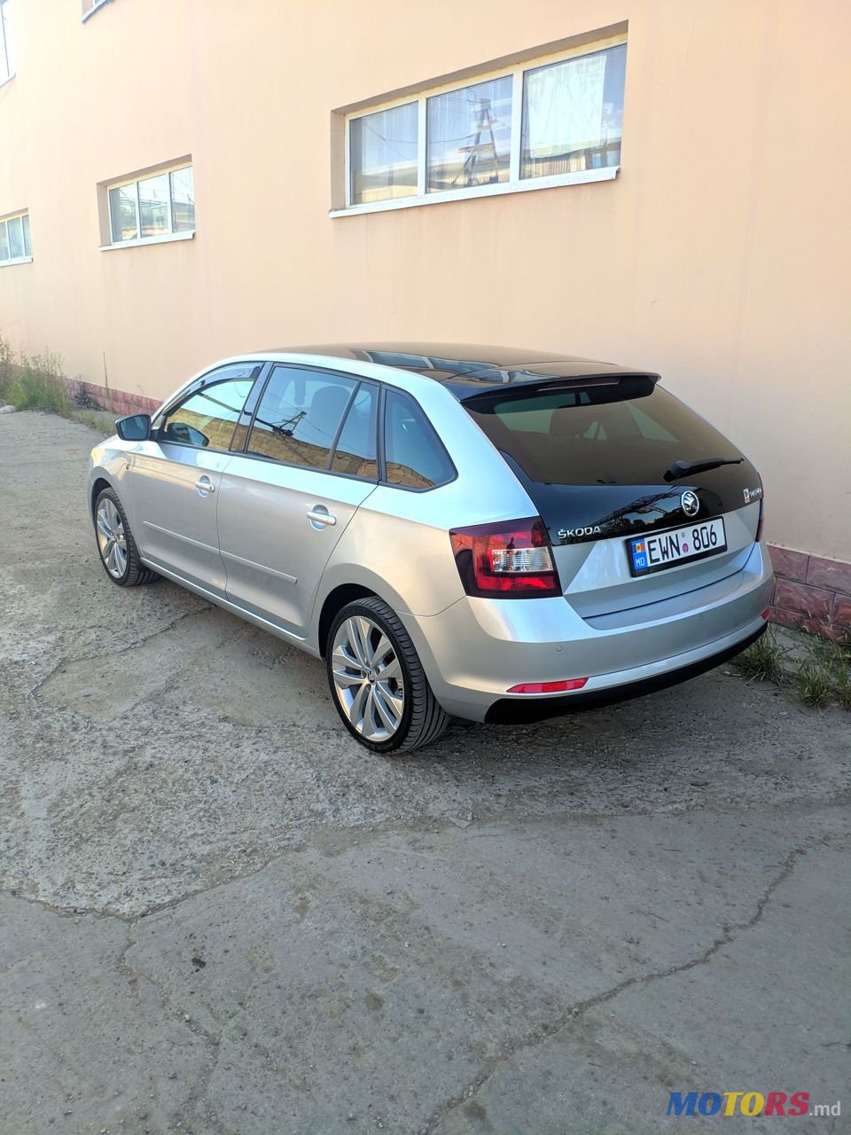 2014' Skoda Rapid photo #3