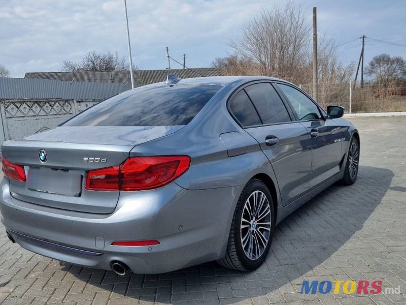 2018' BMW 5 Series photo #5