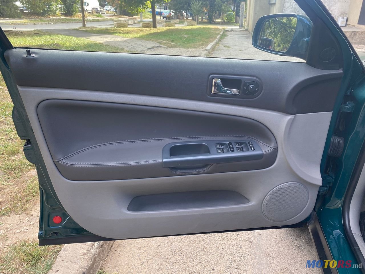 2000' Volkswagen Passat photo #6