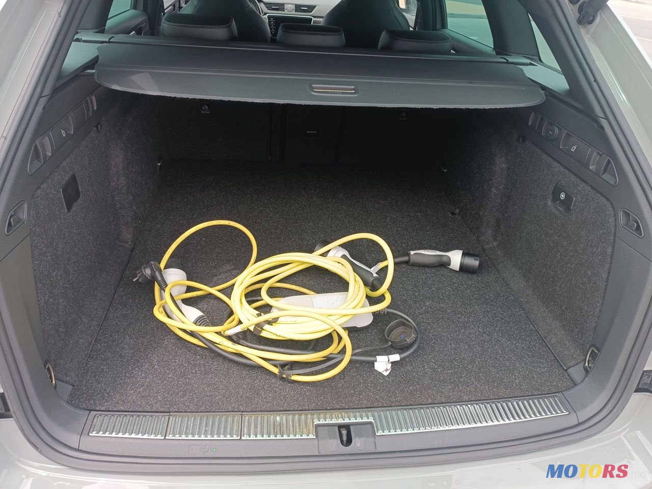 2021' Skoda Superb photo #5