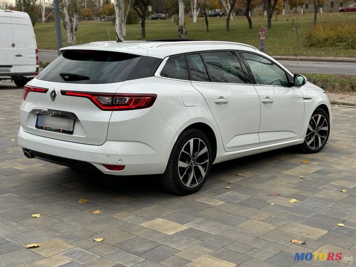 2019' Renault Megane photo #5
