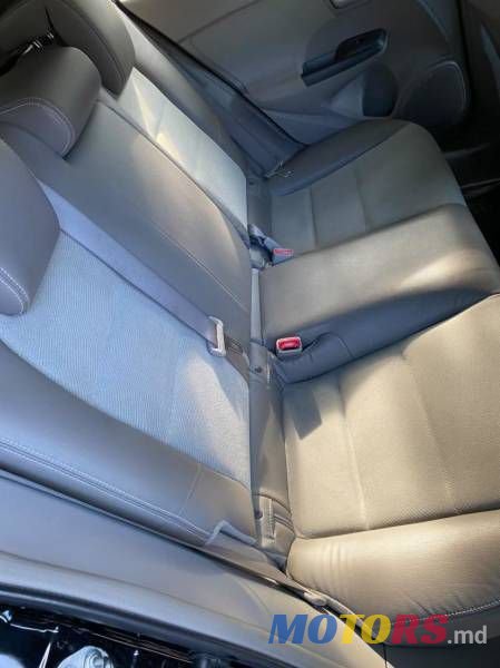 2013' Honda Insight photo #6