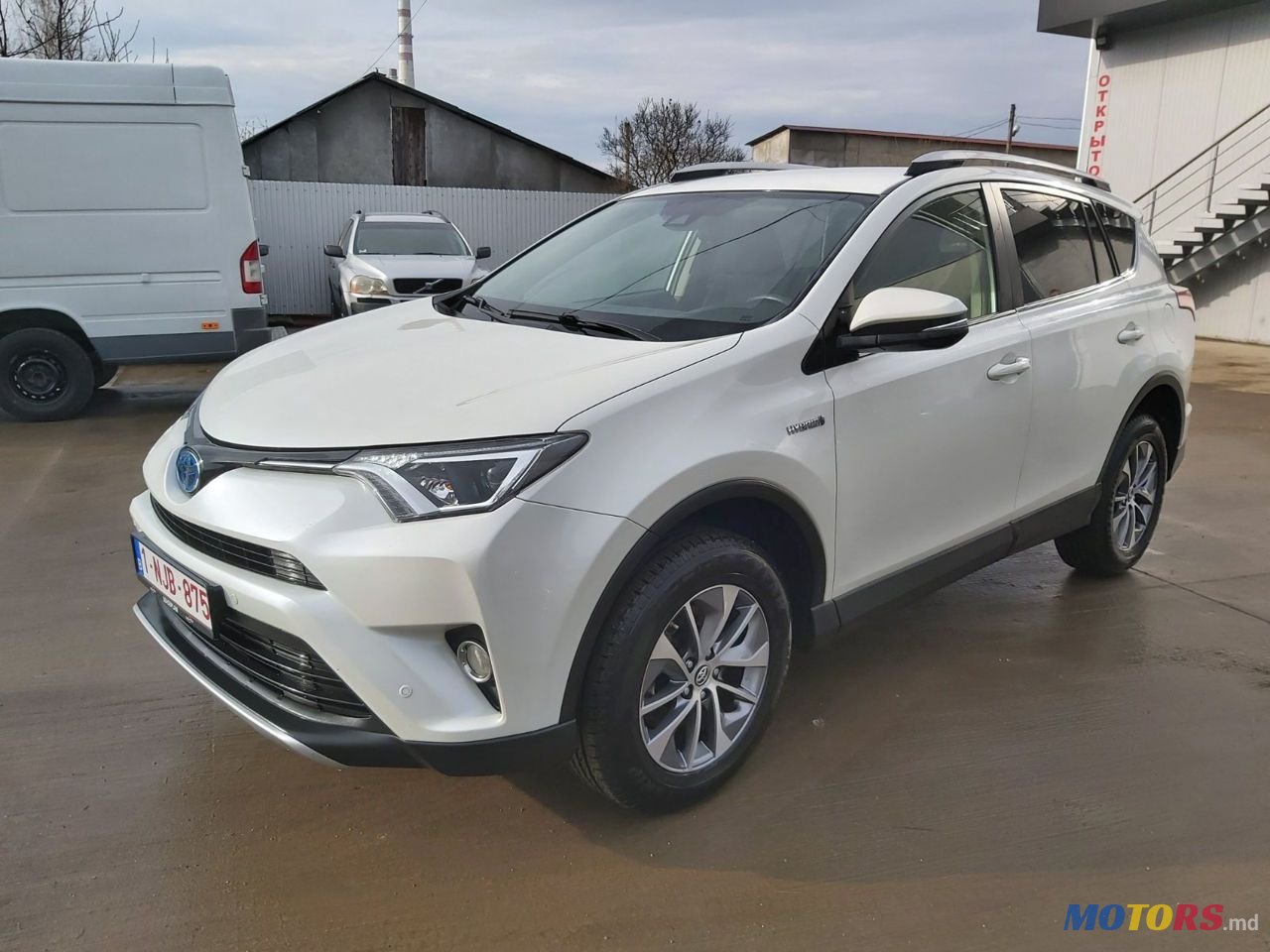 2016' Toyota RAV4 photo #2