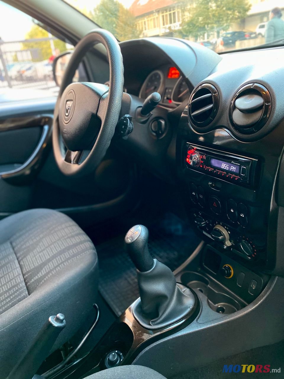 2011' Dacia Duster photo #5