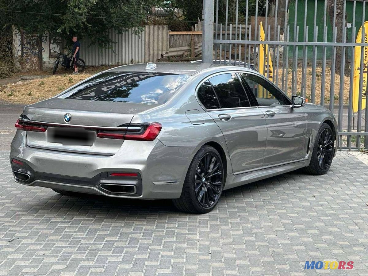 2019' BMW 7 Series photo #3