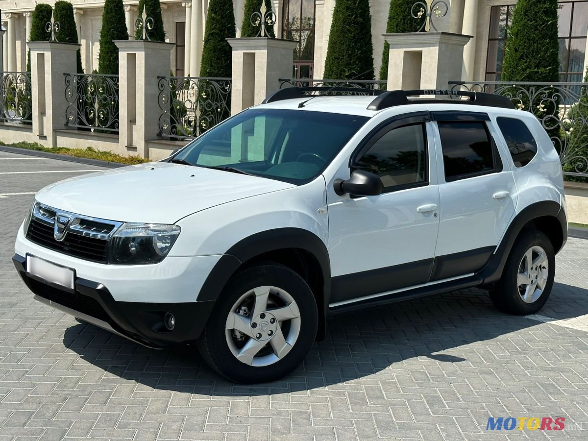 2013' Dacia Duster photo #2