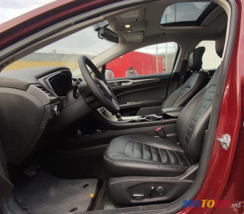 2013' Ford Fusion photo #6