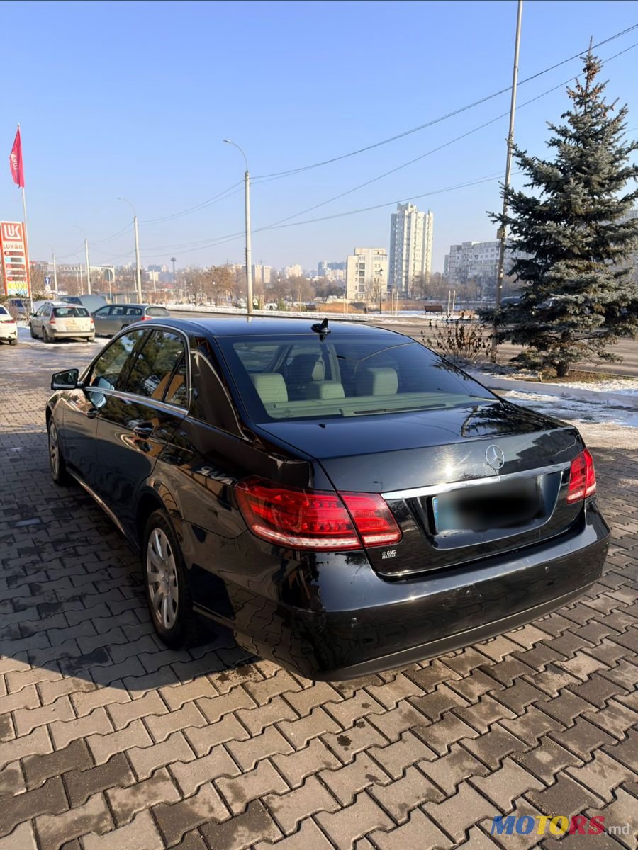 2013' Mercedes-Benz E-Class photo #2