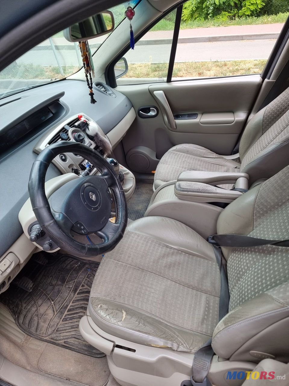 2004' Renault Scenic photo #5