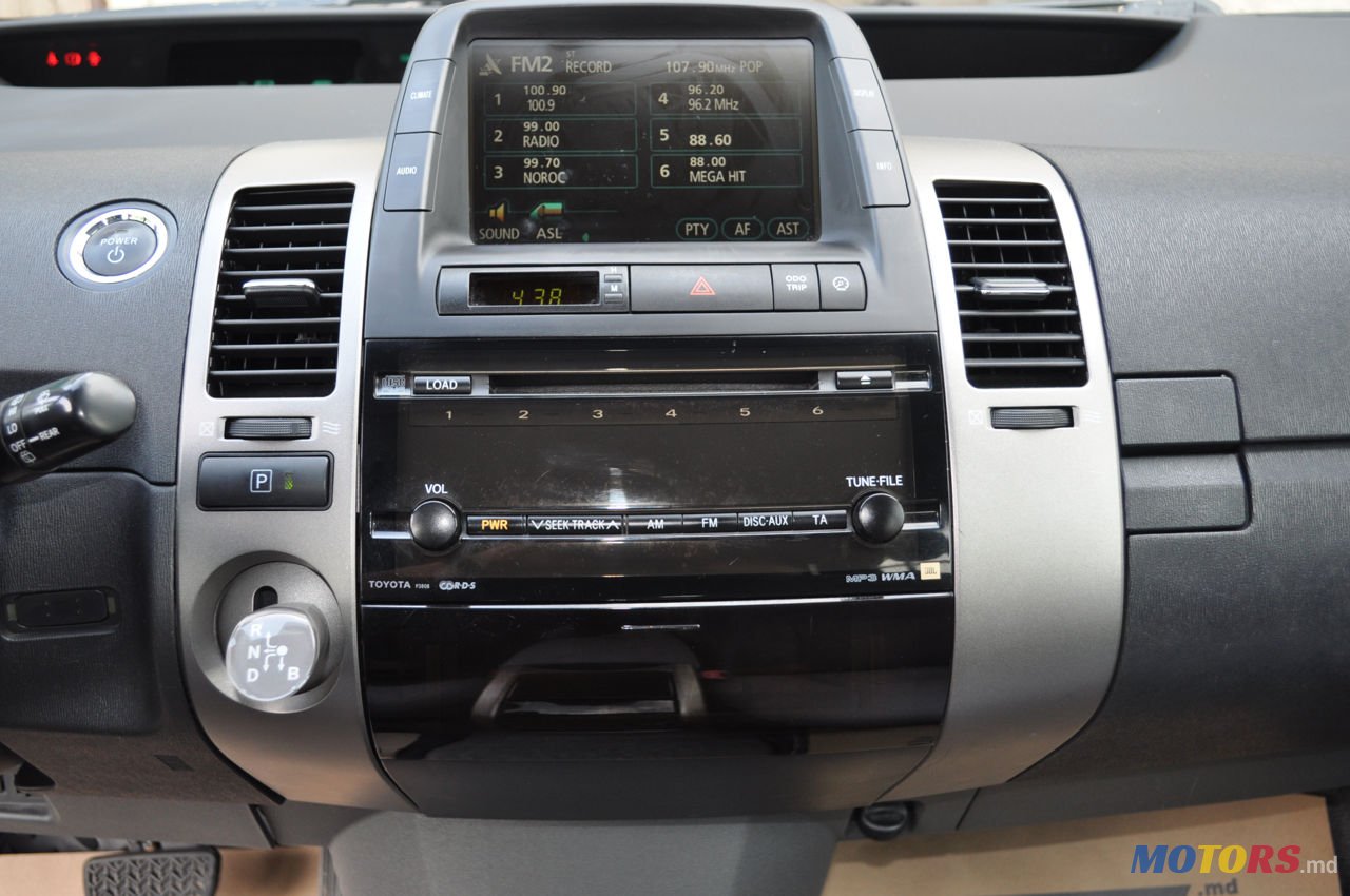 2007' Toyota Prius 20 photo #6