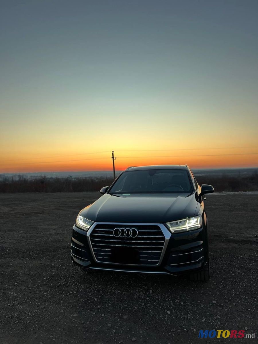 2019' Audi Q7 photo #3