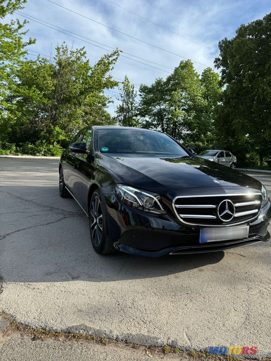 2017' Mercedes-Benz E-Class photo #1
