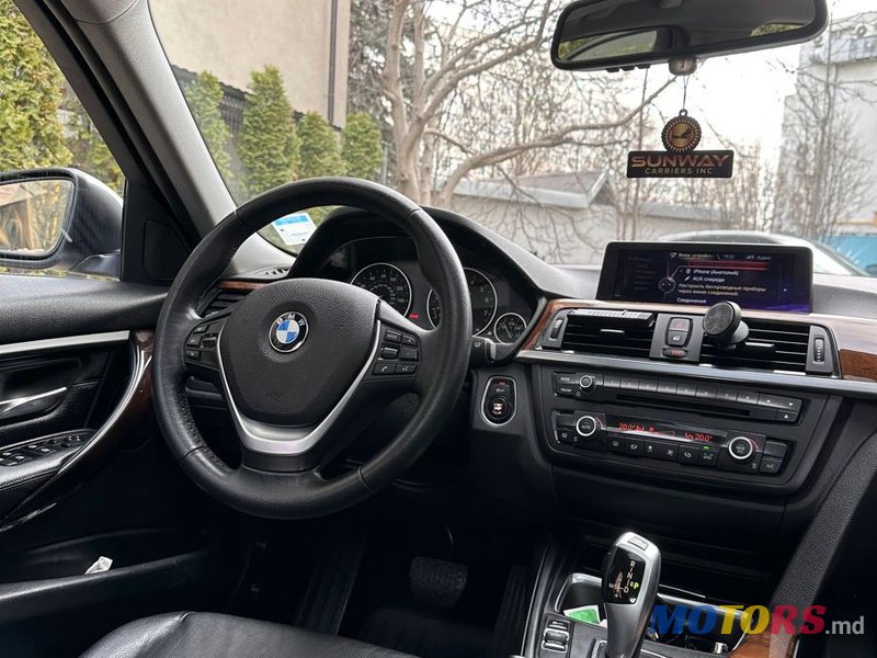 2015' BMW 3 Series photo #6