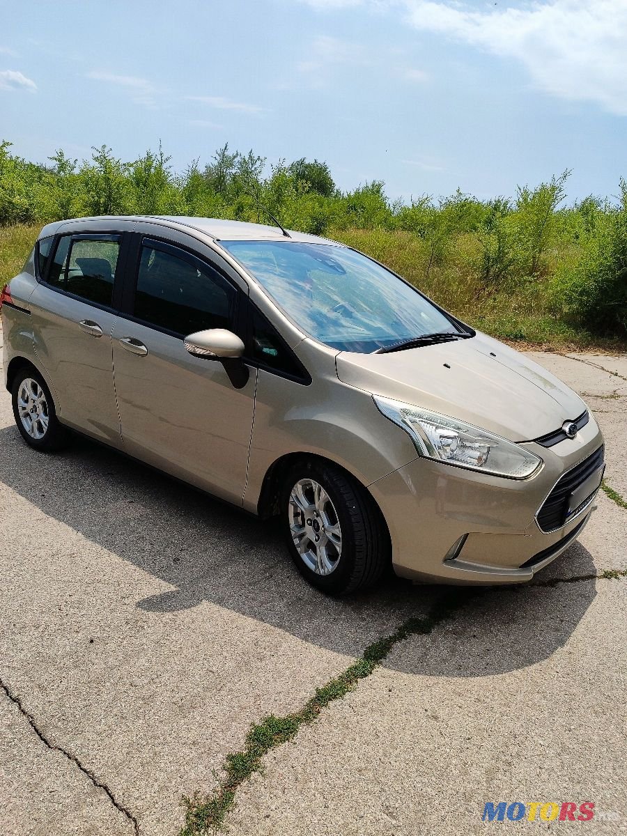 2015' Ford B-MAX photo #3