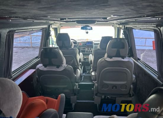 2002' Volkswagen Transporter photo #5