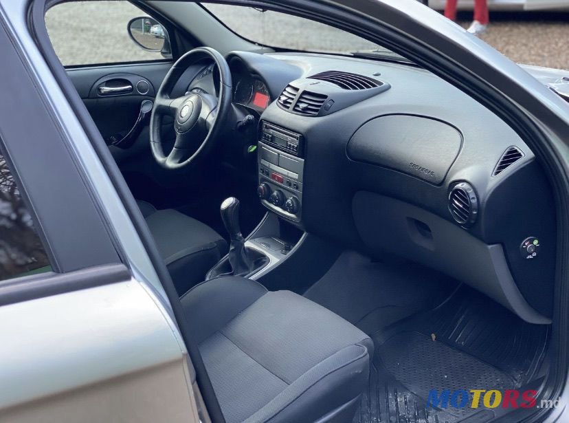 2007' Alfa Romeo 147 photo #2