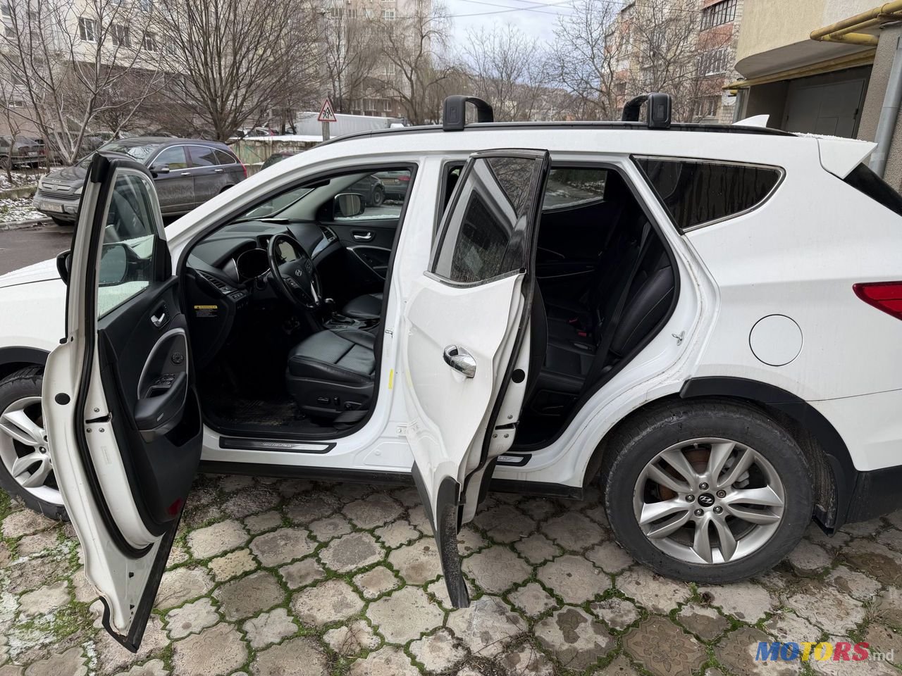 2015' Hyundai Santa Fe photo #1