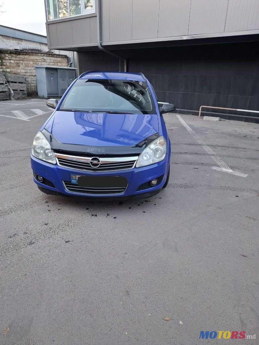 2008' Opel Astra photo #3