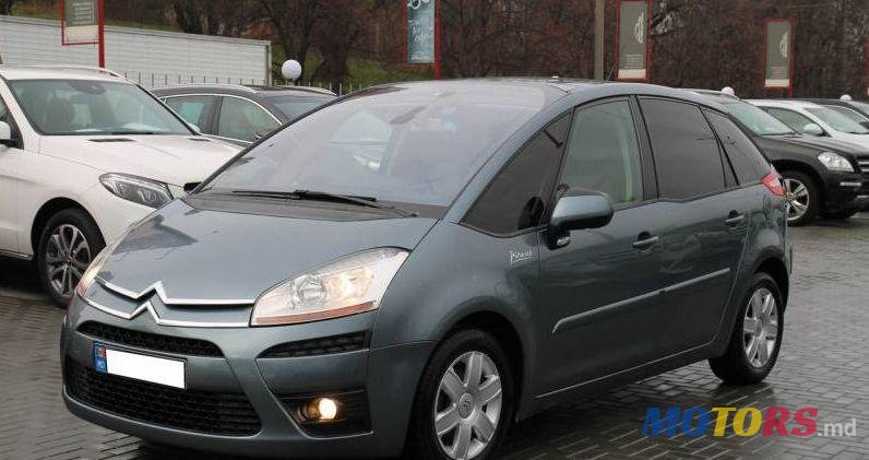 2009' Citroen C4 Picasso photo #2