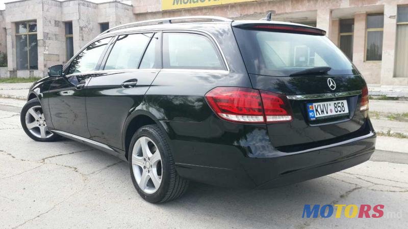 2013' Mercedes-Benz E-Class photo #2