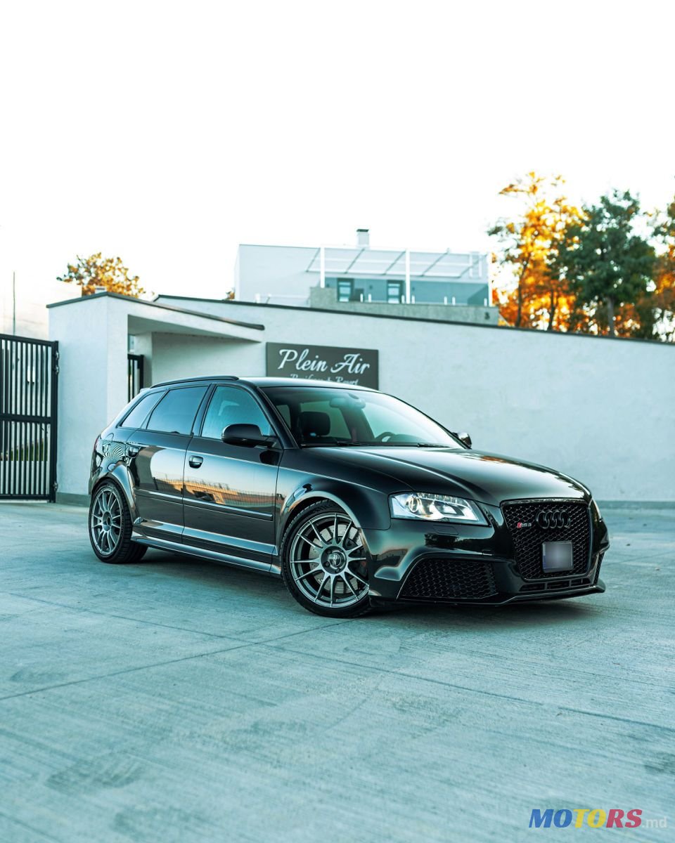 2012' Audi RS3 photo #2