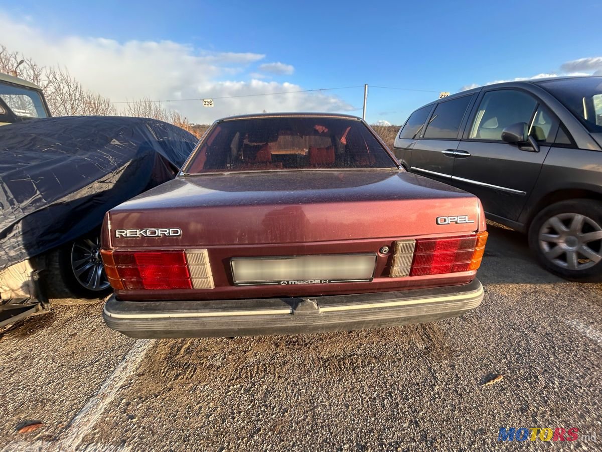 1985' Opel Rekord photo #1