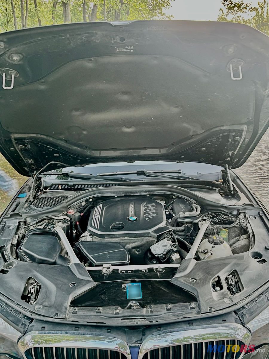 2018' BMW 5 Series photo #4